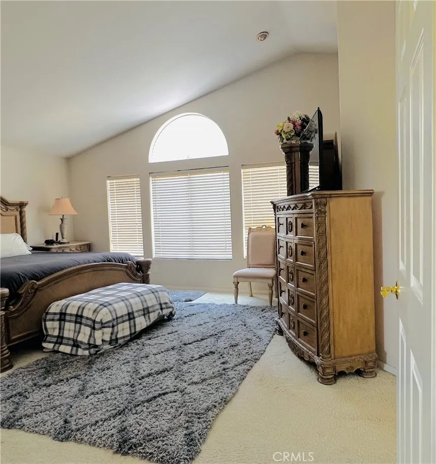 1040 La Salle Corona, CA 92879