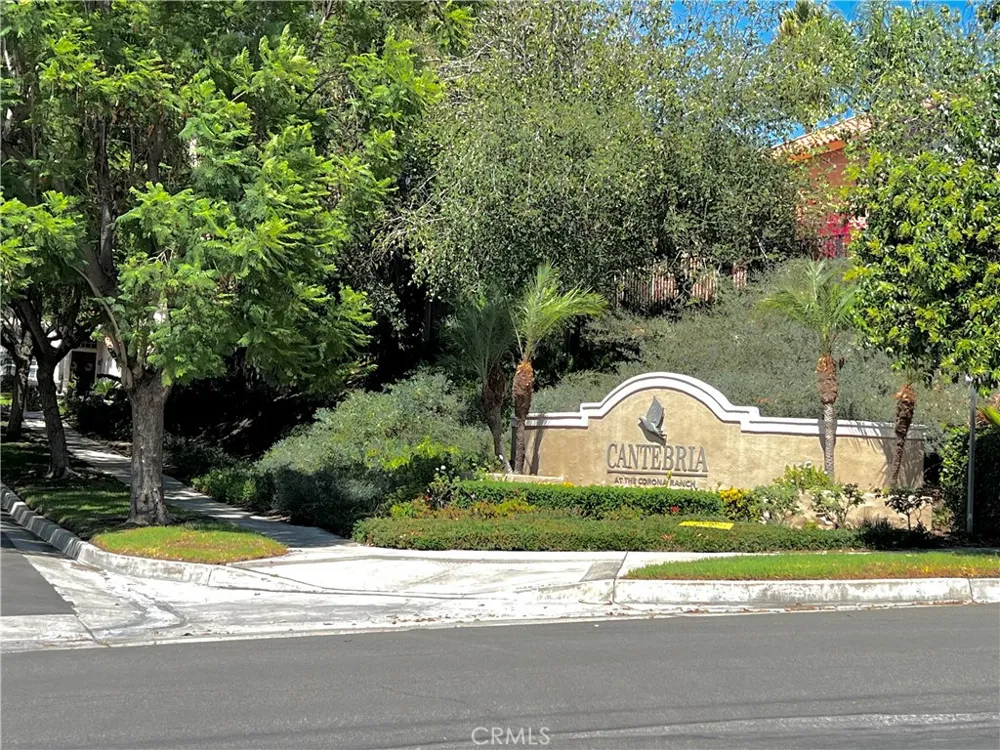 1040 La Salle Corona, CA 92879
