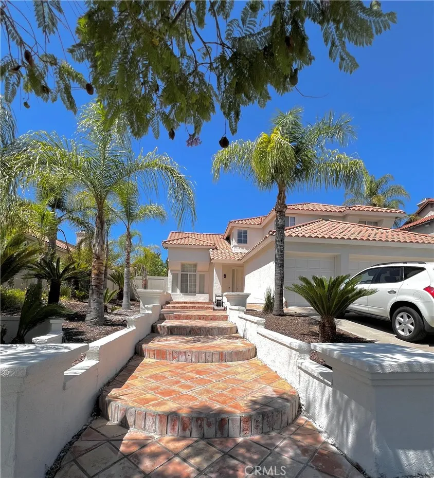 1040 La Salle Corona, CA 92879