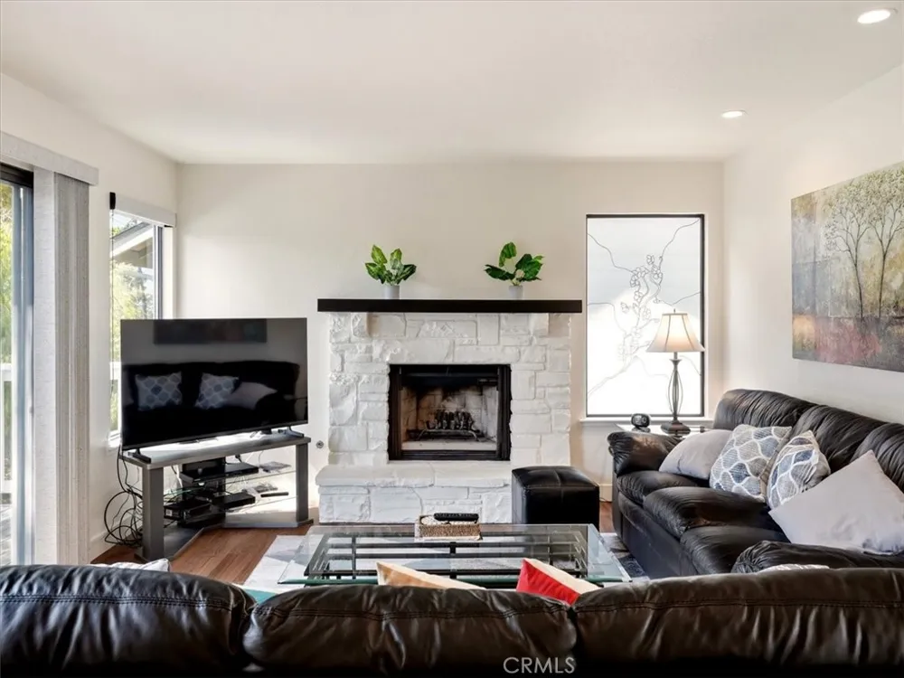 1927 Norwich Cambria, CA 93428