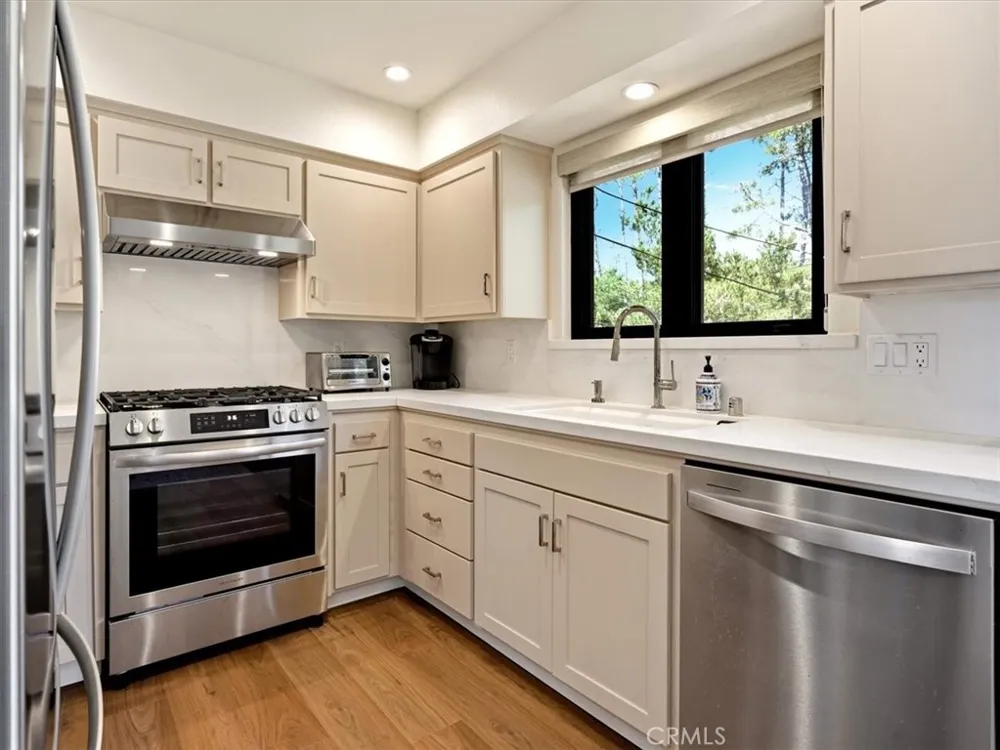 1927 Norwich Cambria, CA 93428