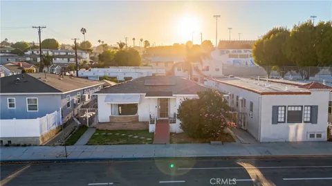 1631 S Cabrillo
