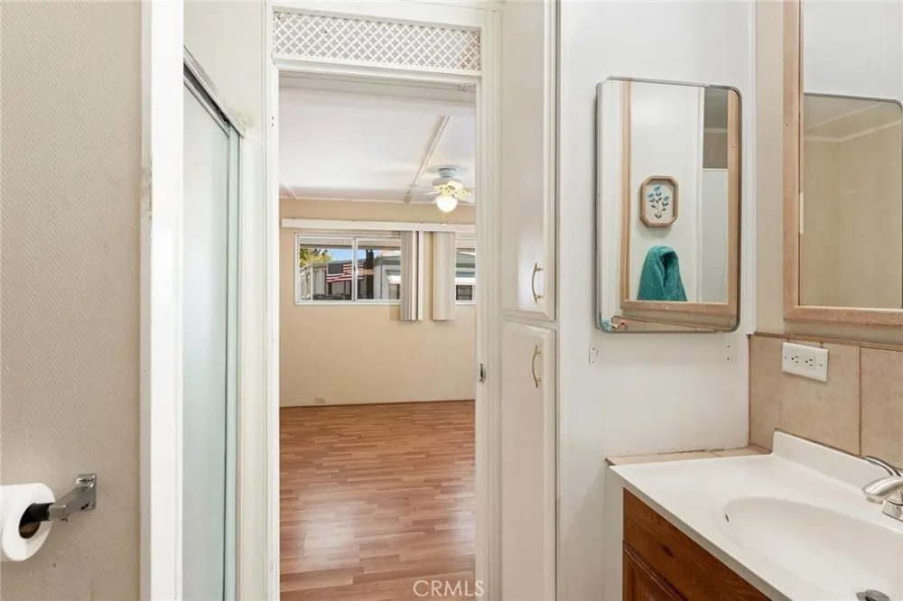 42751 E FLORIA AVENUE #16 Hemet, CA 92544