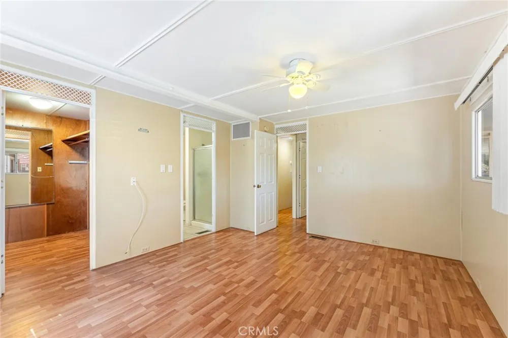 42751 E FLORIA AVENUE #16 Hemet, CA 92544