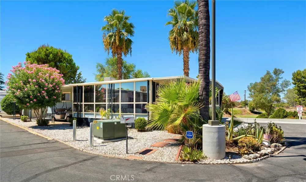 42751 E FLORIA AVENUE #16 Hemet, CA 92544