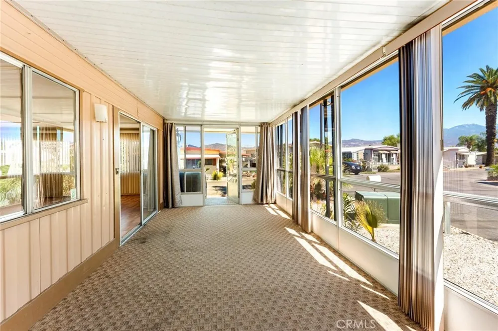 42751 E FLORIA AVENUE #16 Hemet, CA 92544