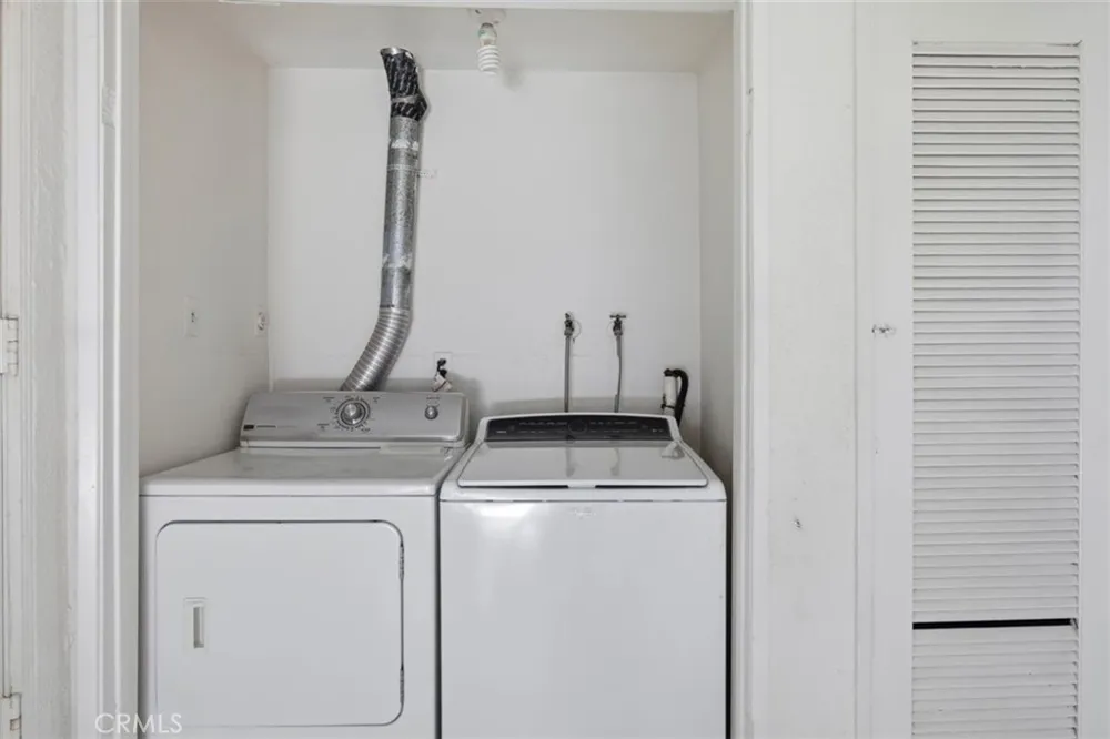 114 Lexington Costa Mesa, CA 92626