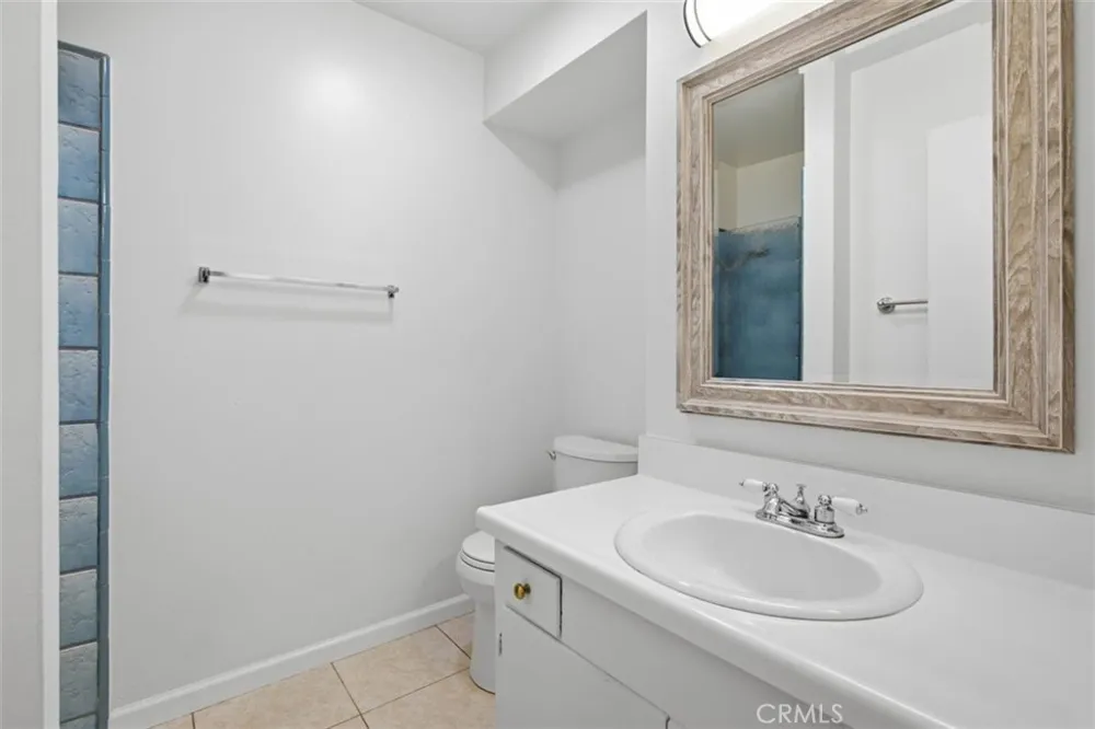 114 Lexington Costa Mesa, CA 92626