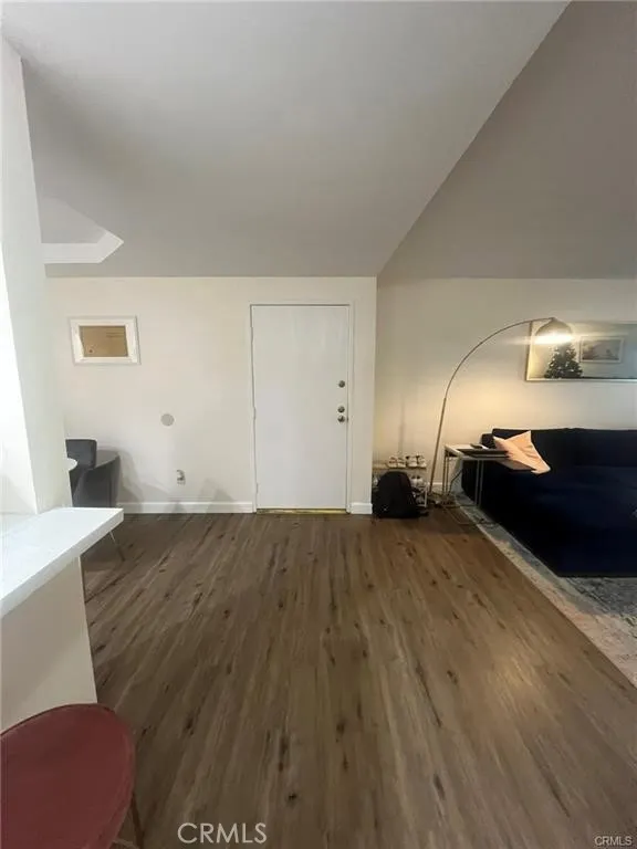 1230 Horn West Hollywood, CA 90069
