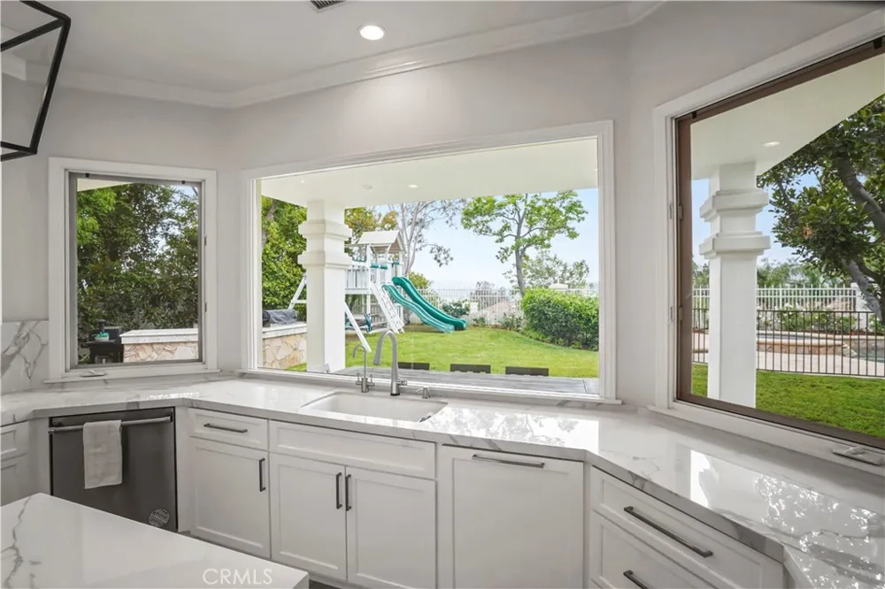 25418 Cumberland Calabasas, CA 91302