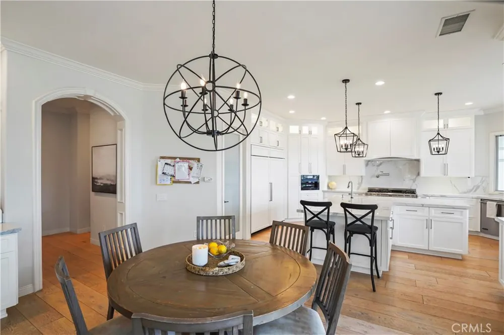 25418 Cumberland Calabasas, CA 91302