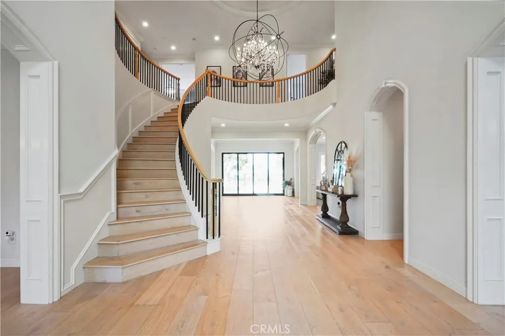 25418 Cumberland Calabasas, CA 91302