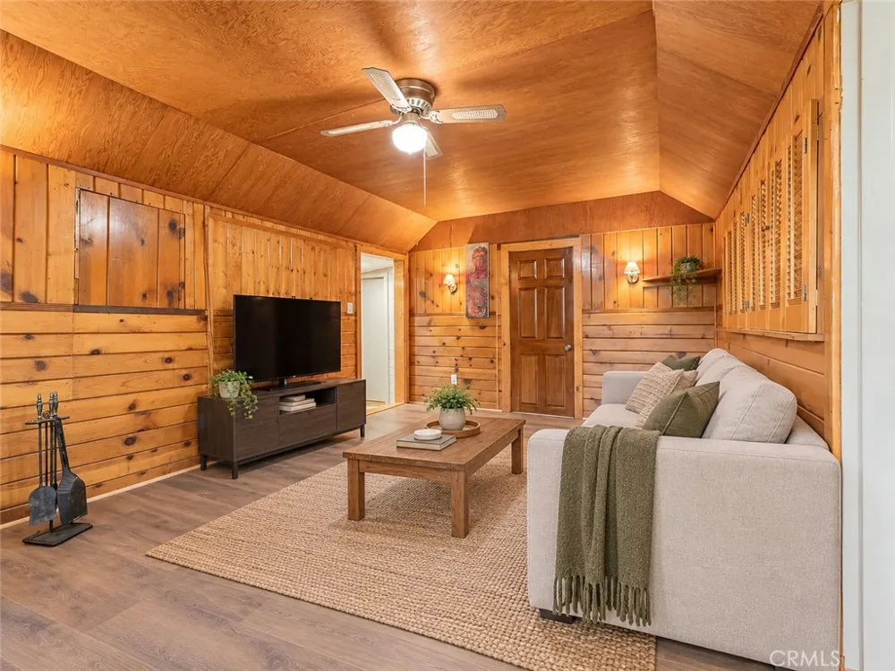 4124 Spruce Trail Frazier Park, CA 93225