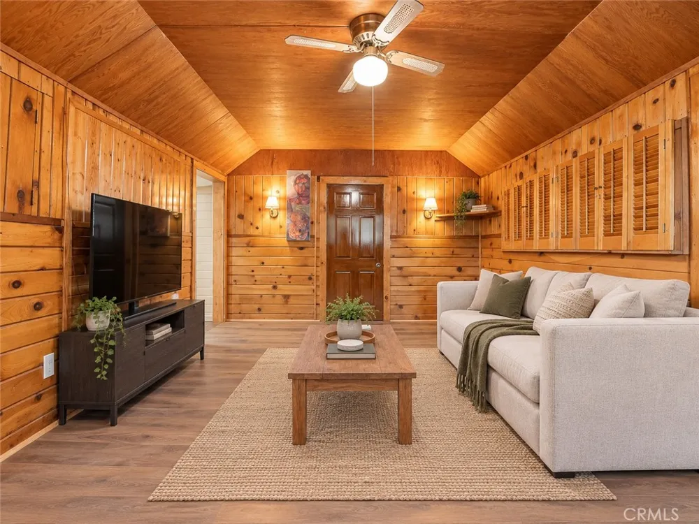 4124 Spruce Trail Frazier Park, CA 93225