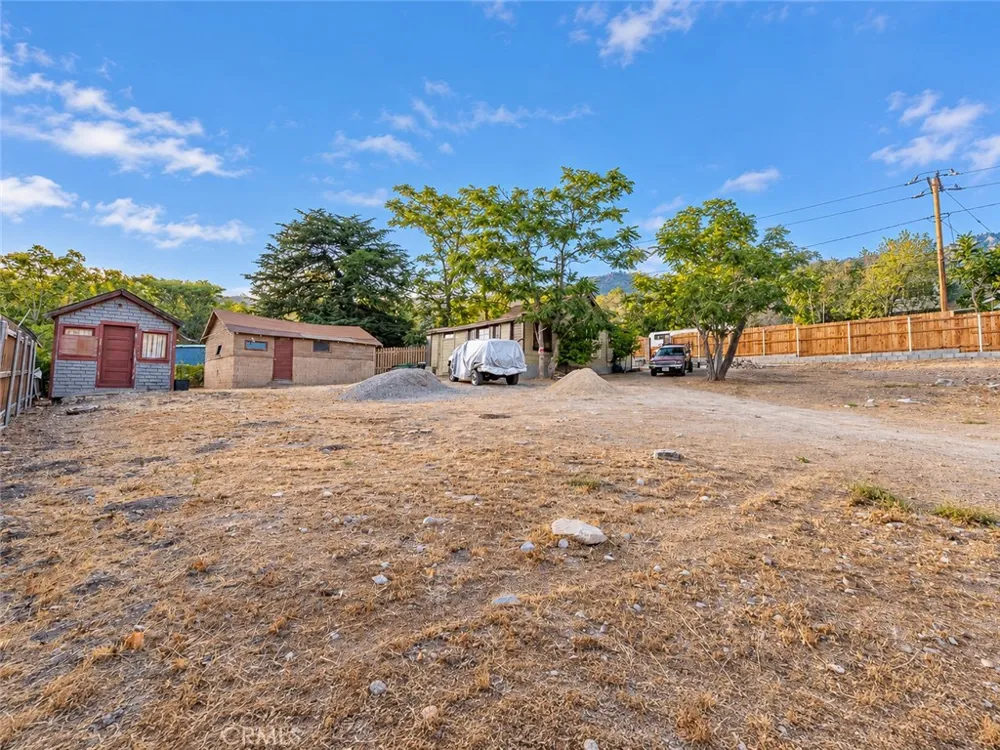 4124 Spruce Trail Frazier Park, CA 93225