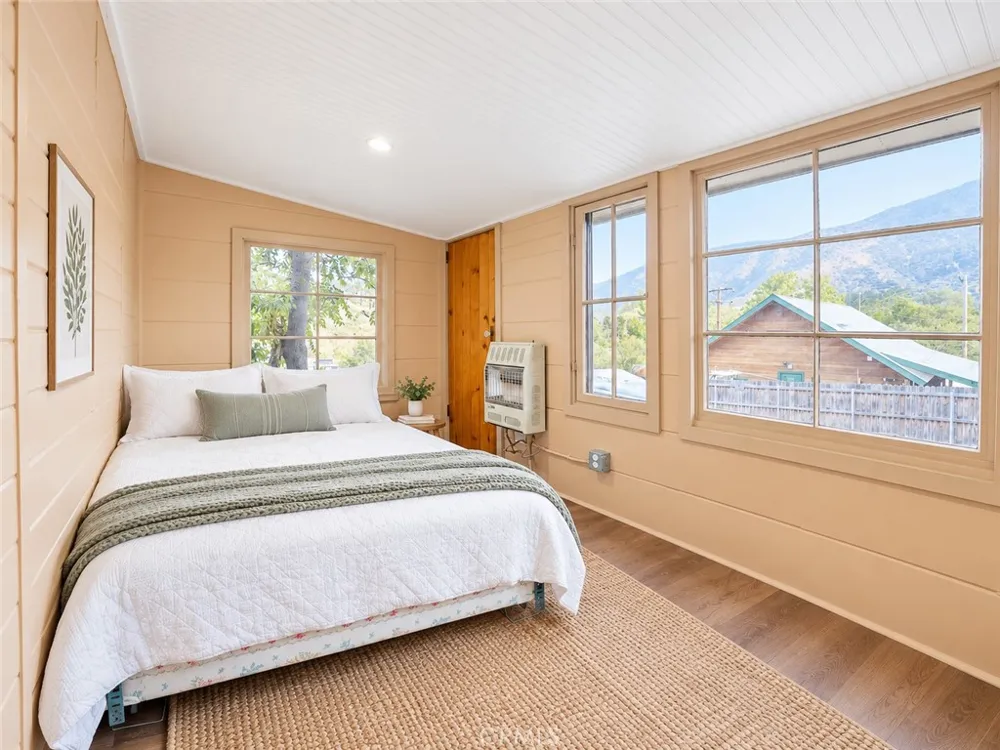 4124 Spruce Trail Frazier Park, CA 93225