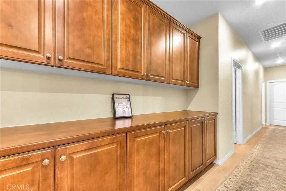 6944 Nottoway Court Eastvale, CA 91752