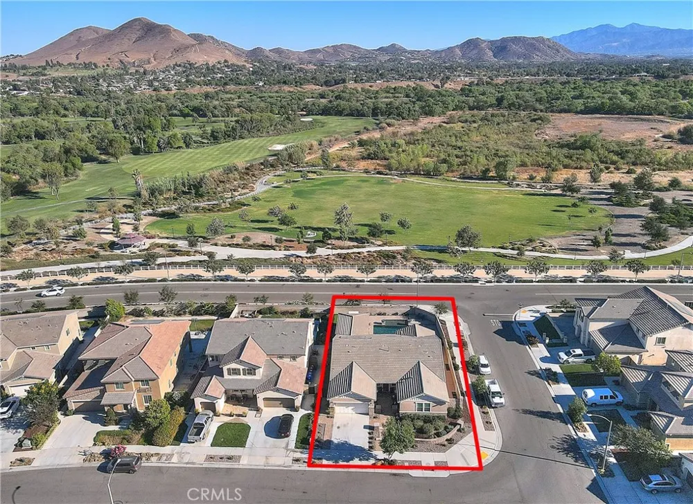 6944 Nottoway Court Eastvale, CA 91752