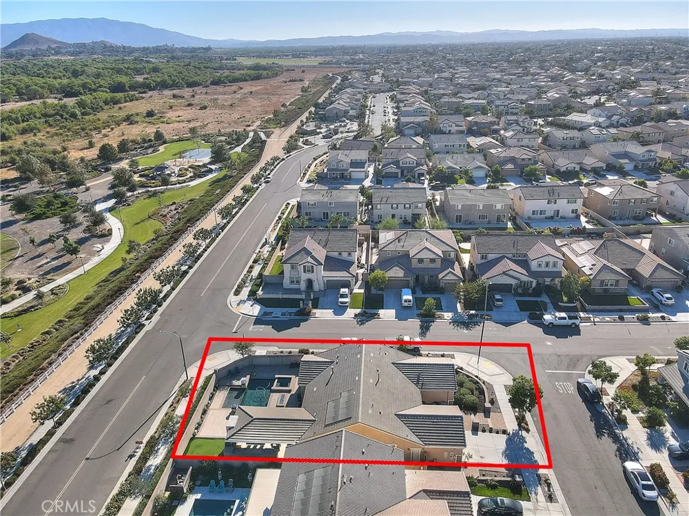 6944 Nottoway Court Eastvale, CA 91752