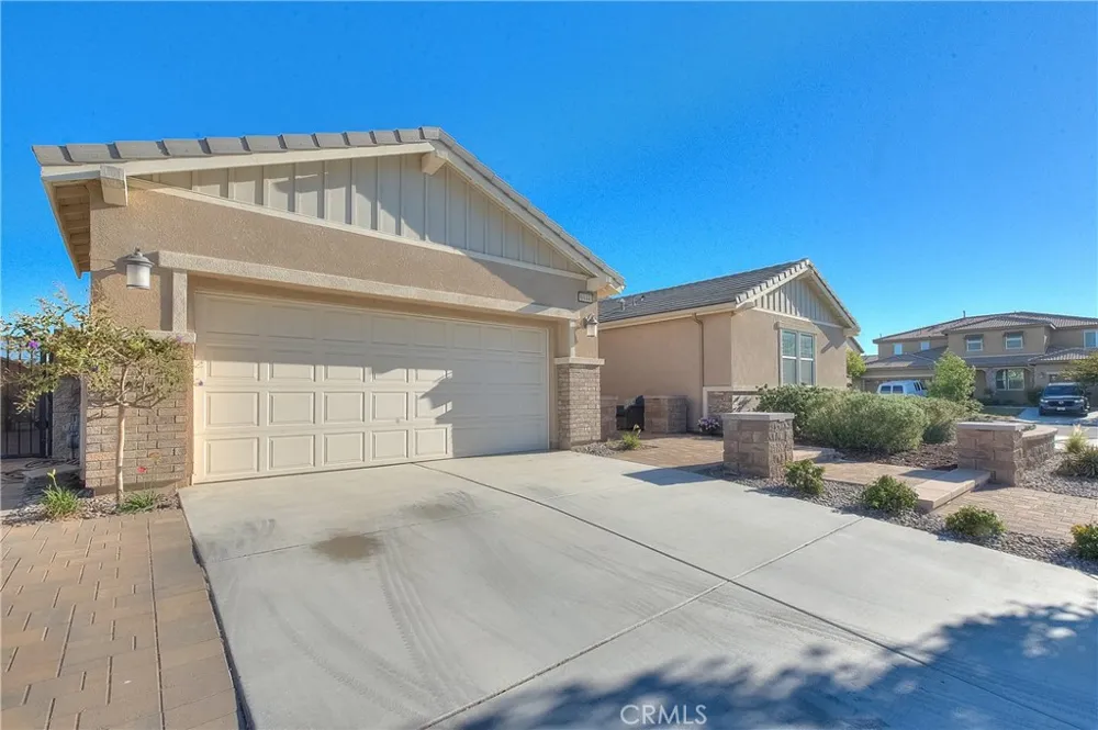 6944 Nottoway Court Eastvale, CA 91752