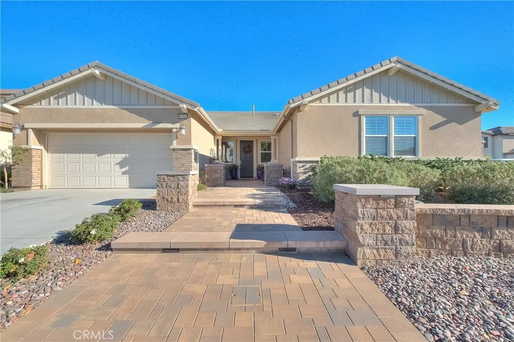6944 Nottoway Court Eastvale, CA 91752