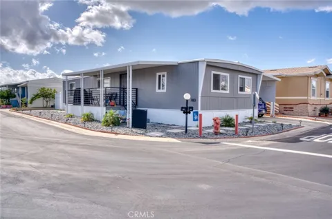 1065 Lomita #183