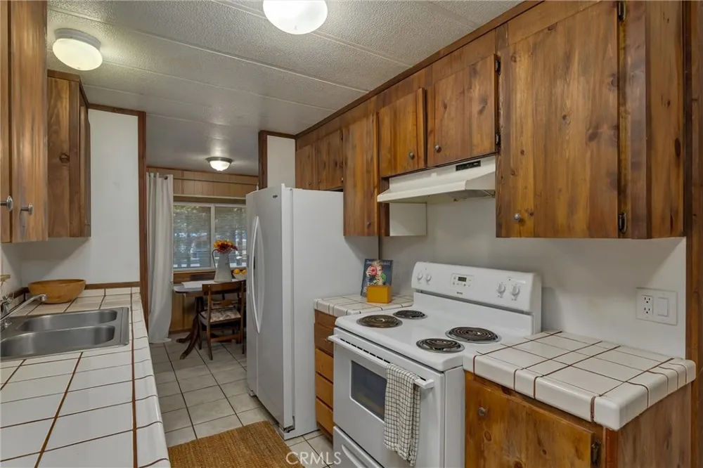 15070 Pinon Magalia, CA 95954