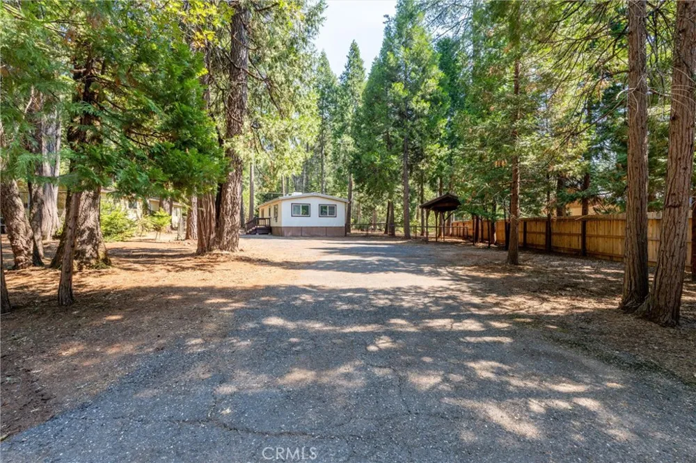 15070 Pinon Magalia, CA 95954