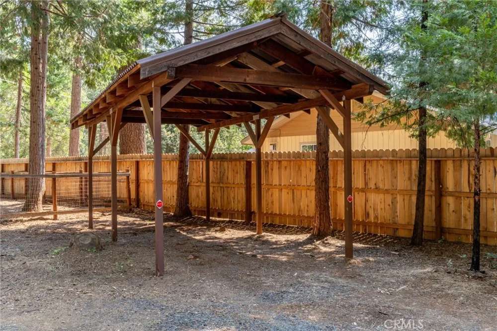 15070 Pinon Magalia, CA 95954