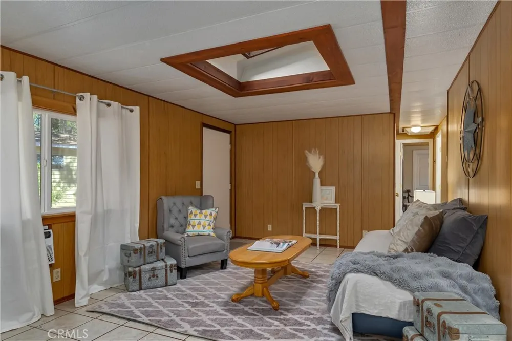 15070 Pinon Magalia, CA 95954
