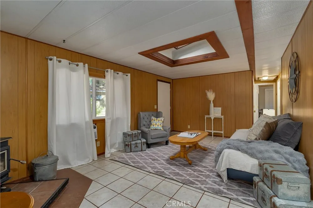 15070 Pinon Magalia, CA 95954
