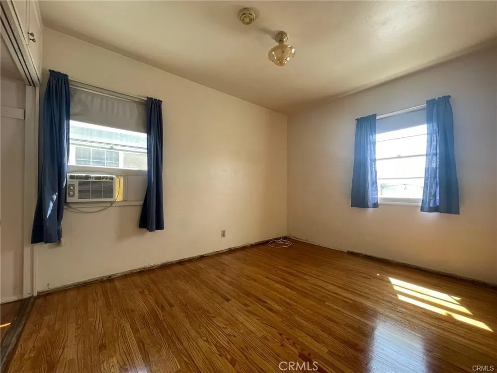 2259 S San Antonio Pomona, CA 91766