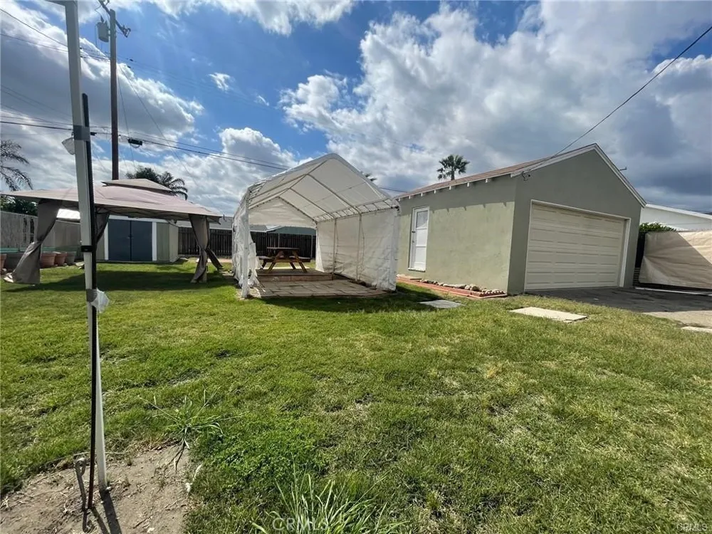 2259 S San Antonio Pomona, CA 91766