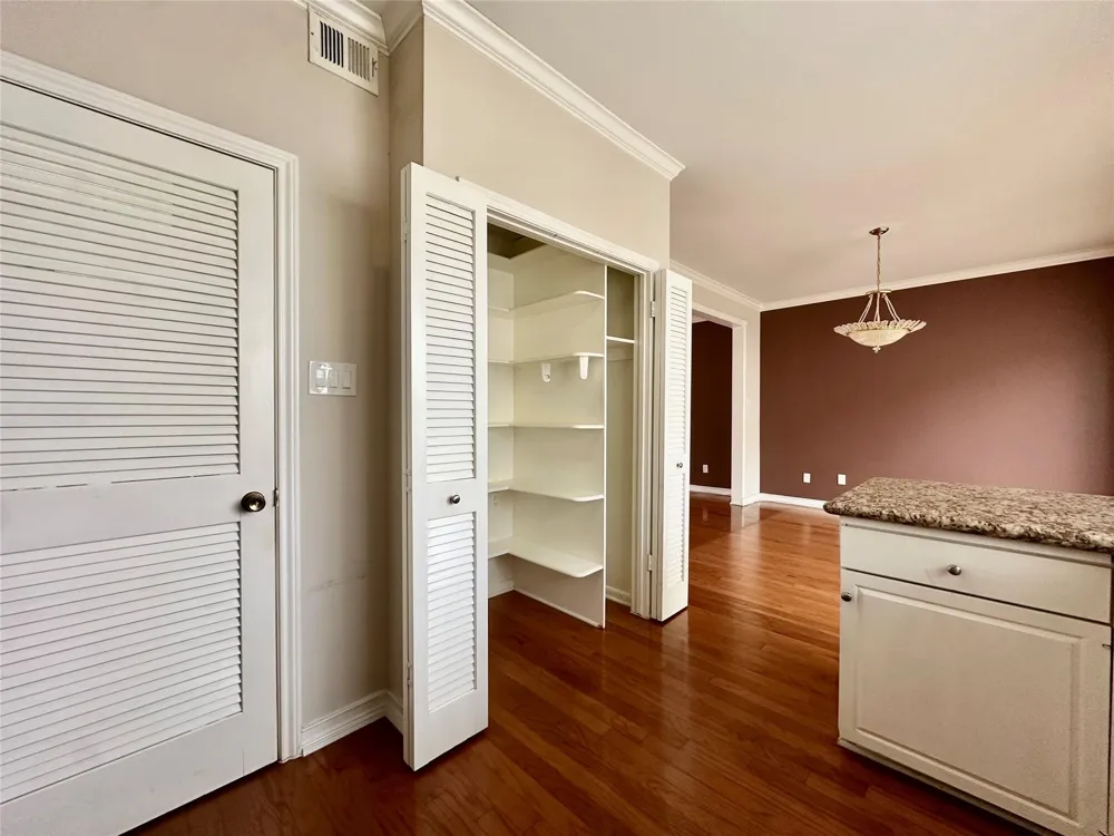 5849 Sugar Hill Drive Houston, TX 77057