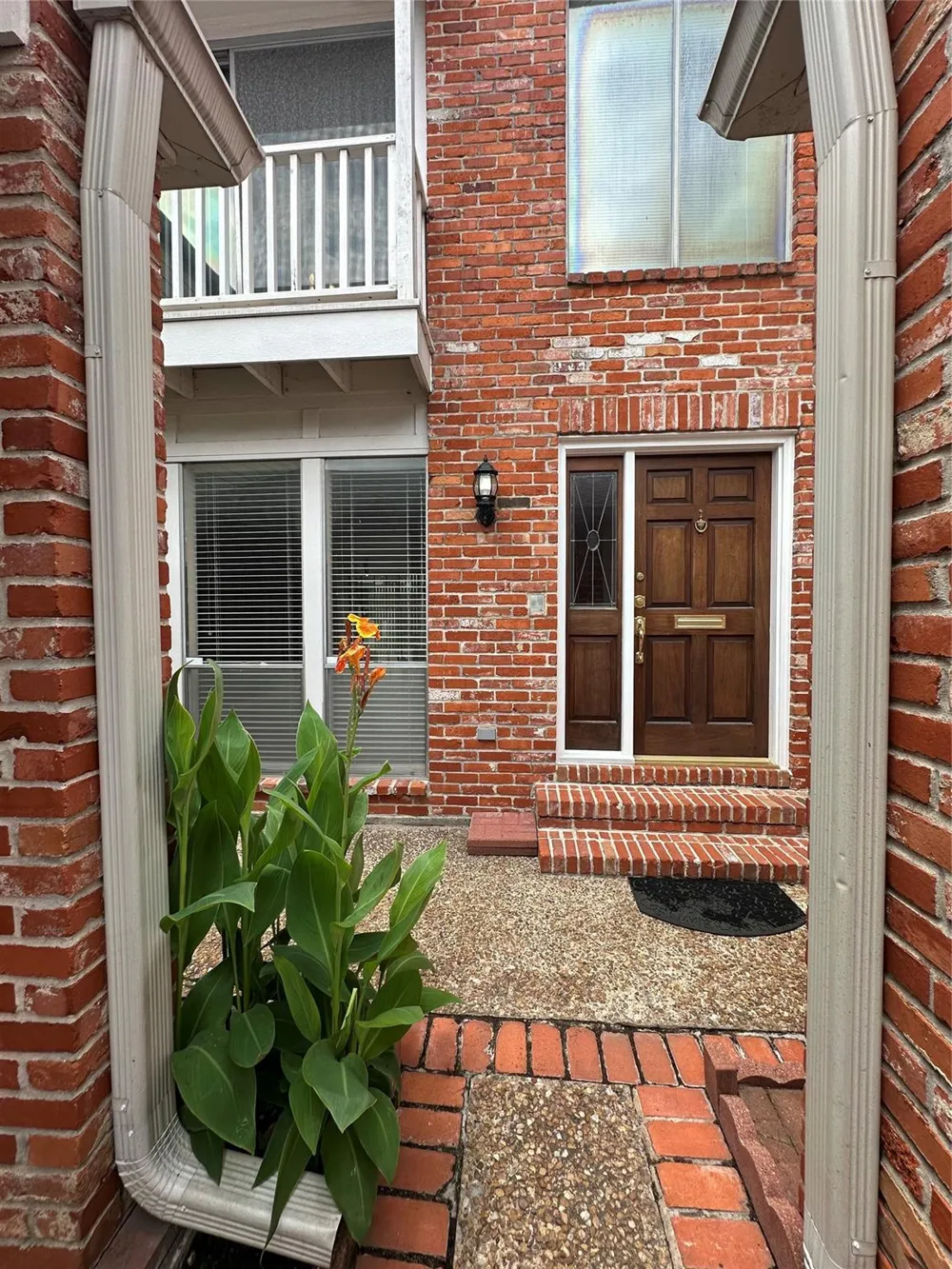 5849 Sugar Hill Drive Houston, TX 77057