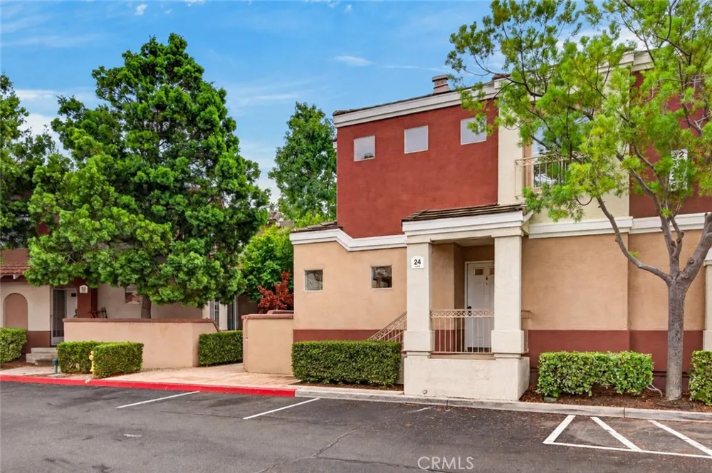 24 Mission Court Lake Forest, CA 92610