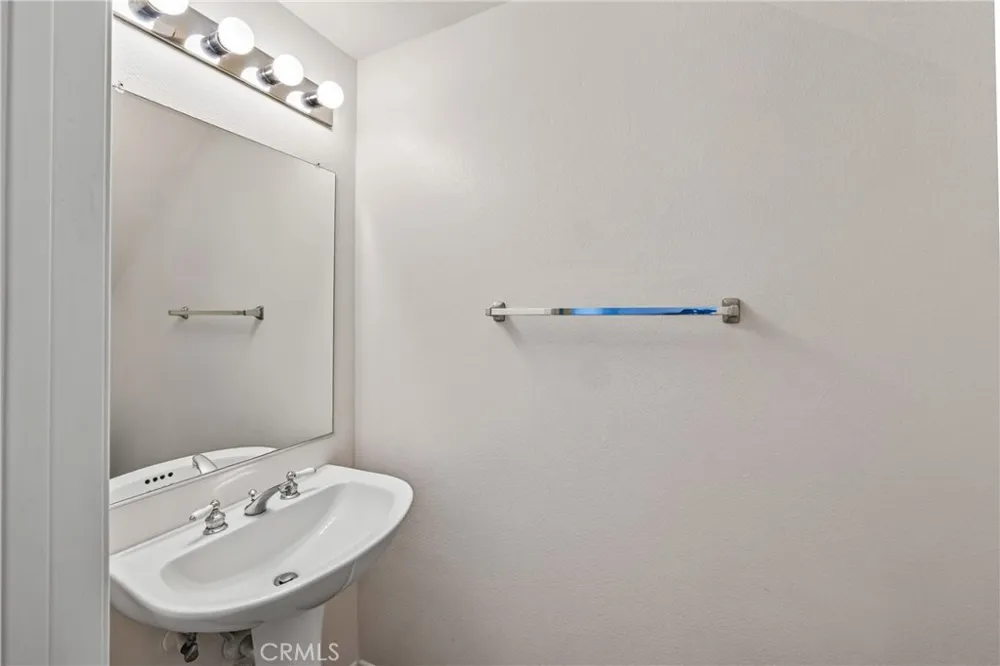 24 Mission Court Lake Forest, CA 92610