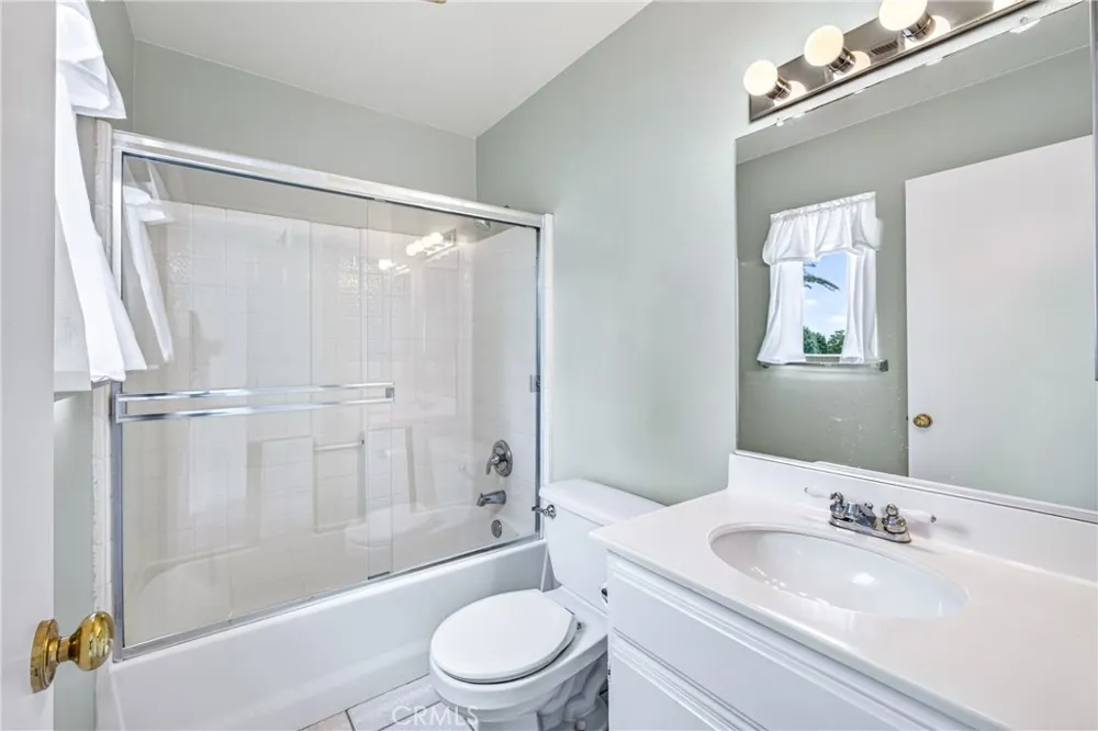 24 Mission Court Lake Forest, CA 92610