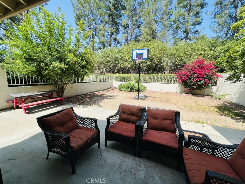 1001 Creekside Drive #173 Fullerton, CA 92833