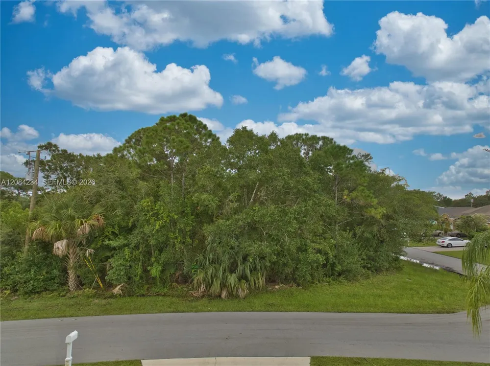 2099 SW Brevity Ter Port St. Lucie, FL 34953