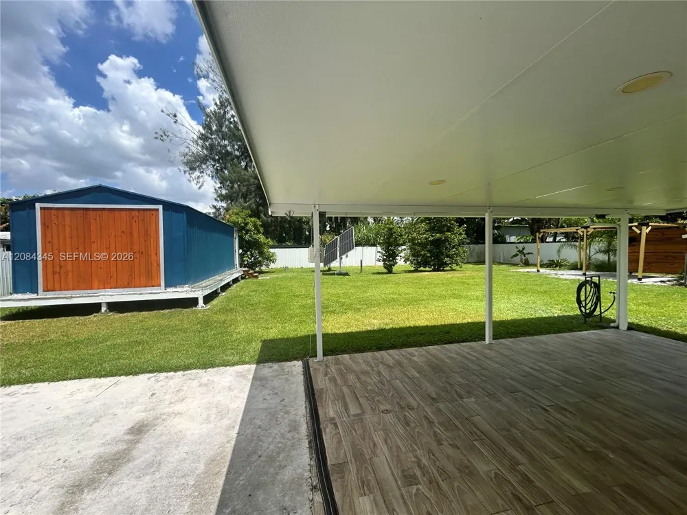 1843 NW 107th St Miami, FL 33167