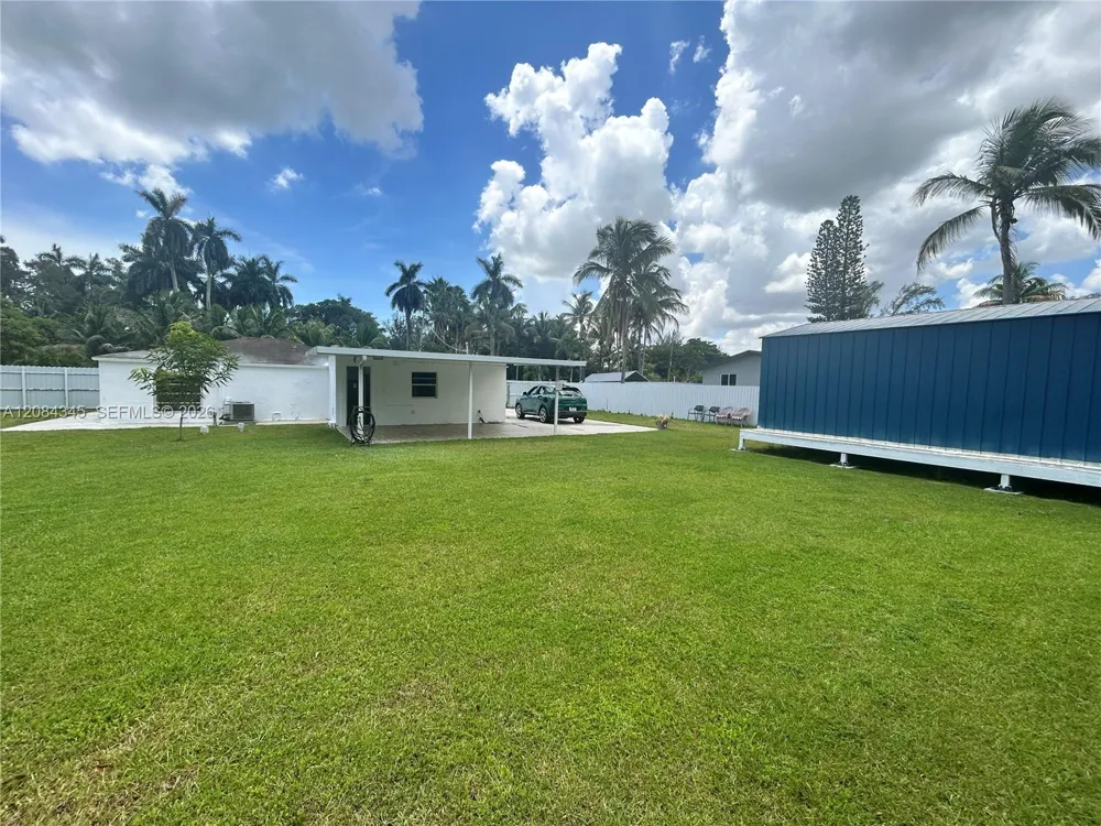 1843 NW 107th St Miami, FL 33167