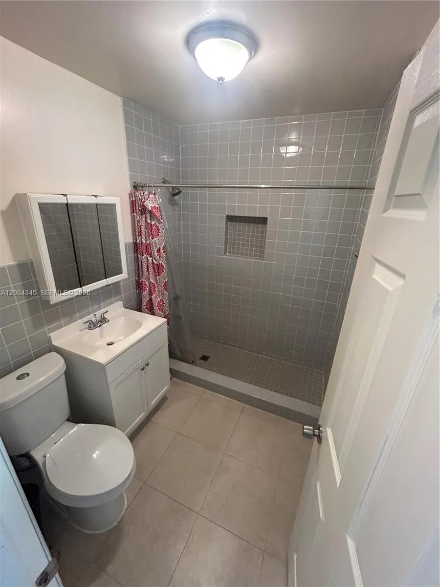 1843 NW 107th St Miami, FL 33167