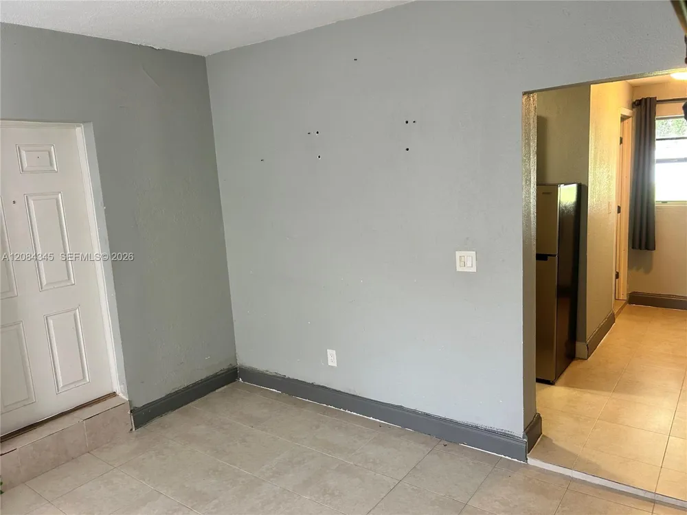 1843 NW 107th St Miami, FL 33167