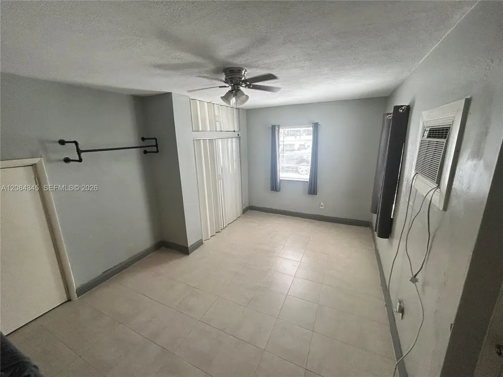 1843 NW 107th St Miami, FL 33167