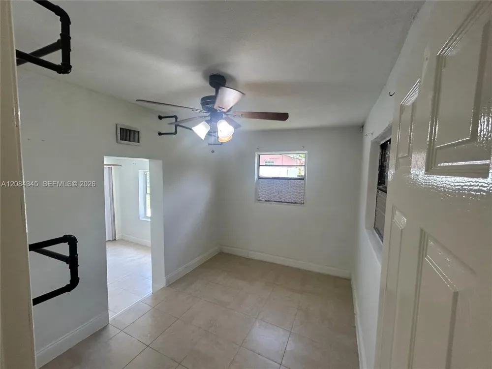 1843 NW 107th St Miami, FL 33167
