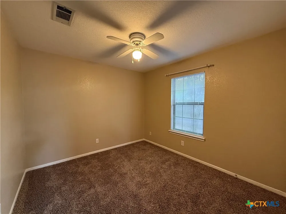 4103 Fawn Drive Killeen, TX 76542