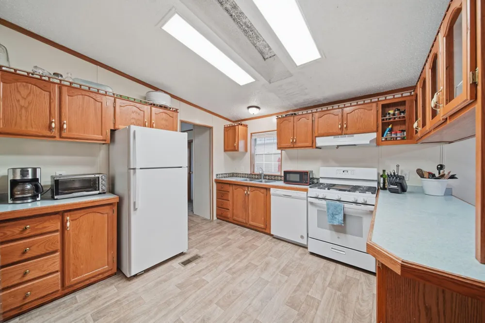 1559 Briarwood Drive Adrian City, MI 49221