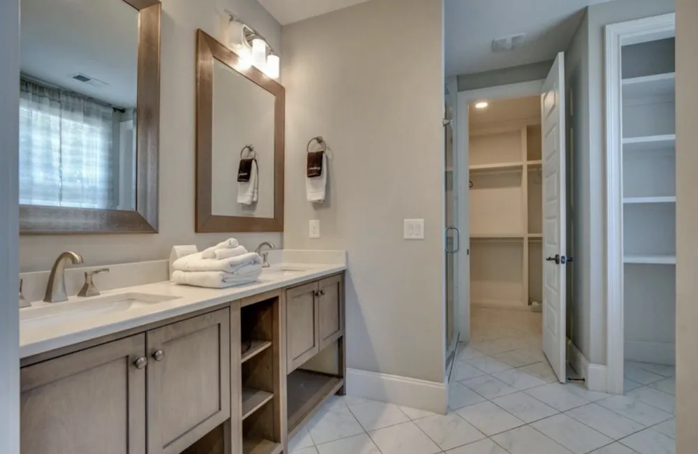 928 N 6th St Nashville, TN 37207