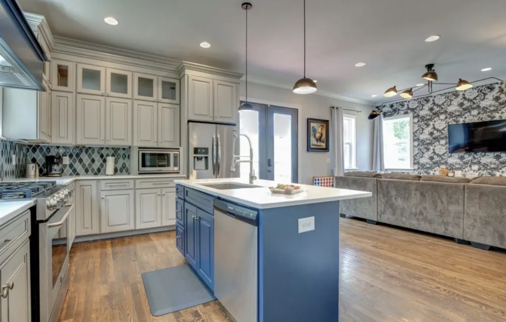 928 N 6th St Nashville, TN 37207